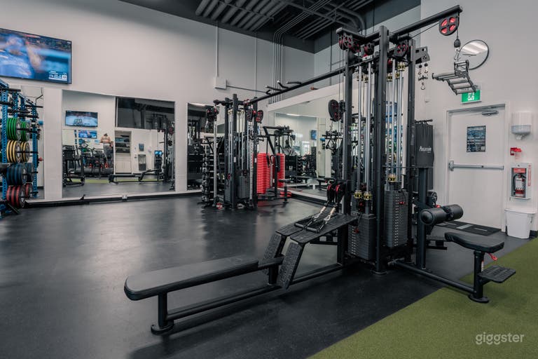  High-End Boutique Gym Fitness Training Studio 