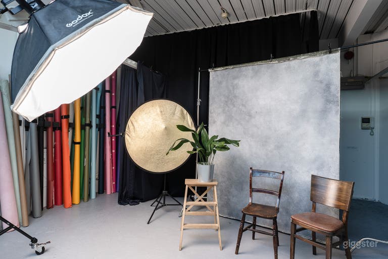  Affordable Natural Light Photo Studio in West London 