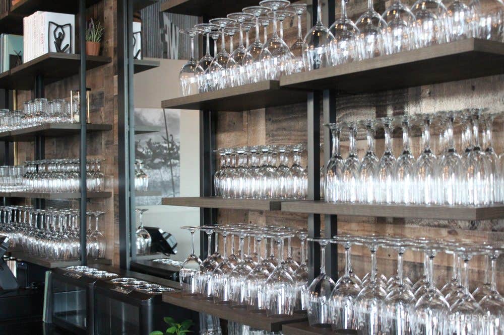 Modern Winery in Grapevine Photo 4