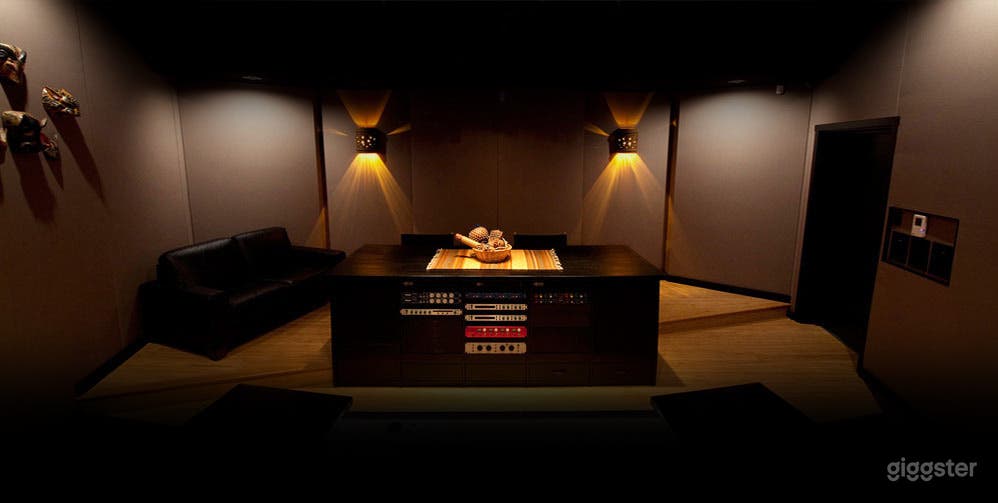 Elegant Recording &amp; Rehearsal Space near PDX Photo 1