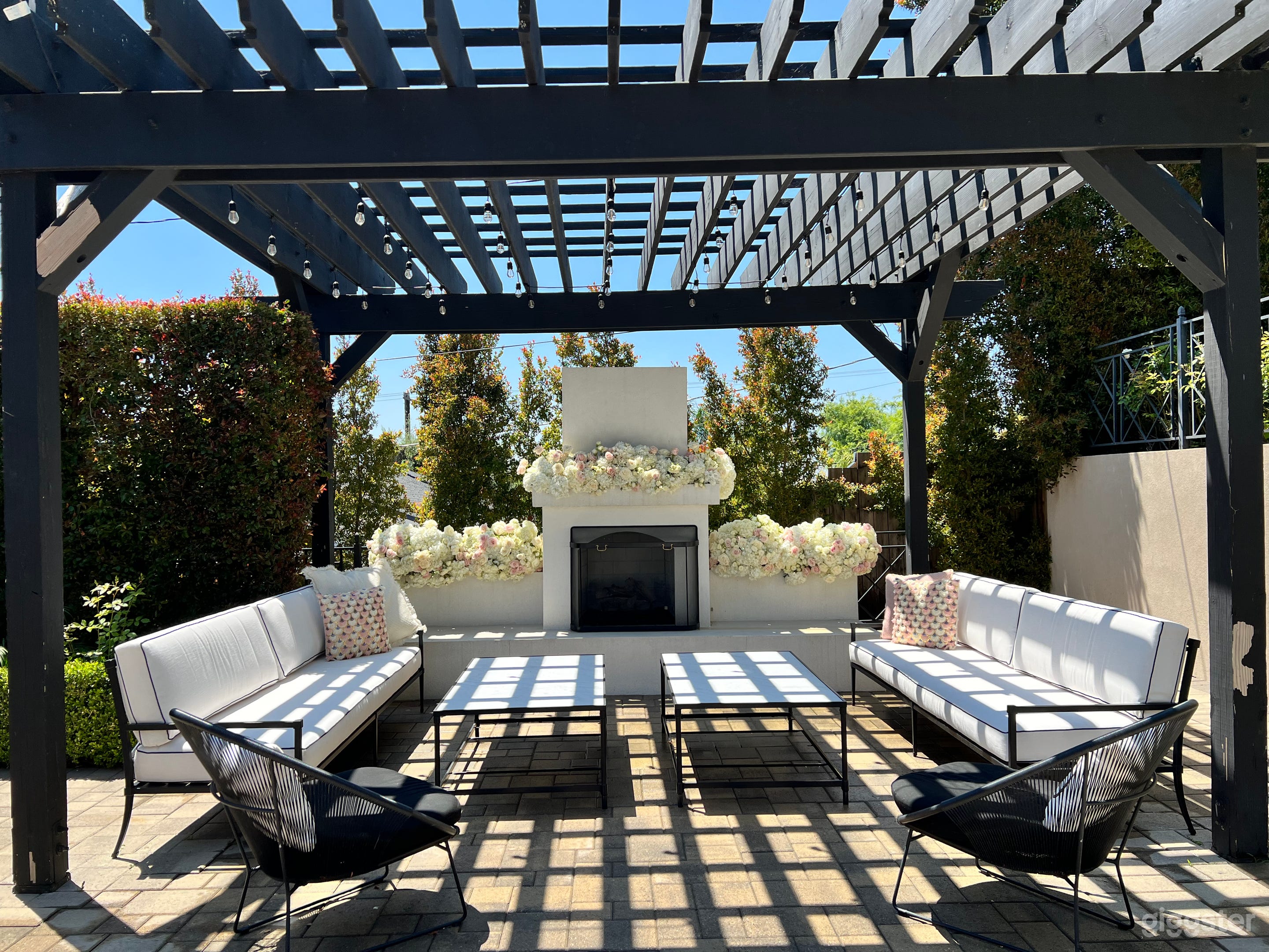1956 California Ranch-style home. Photo 3