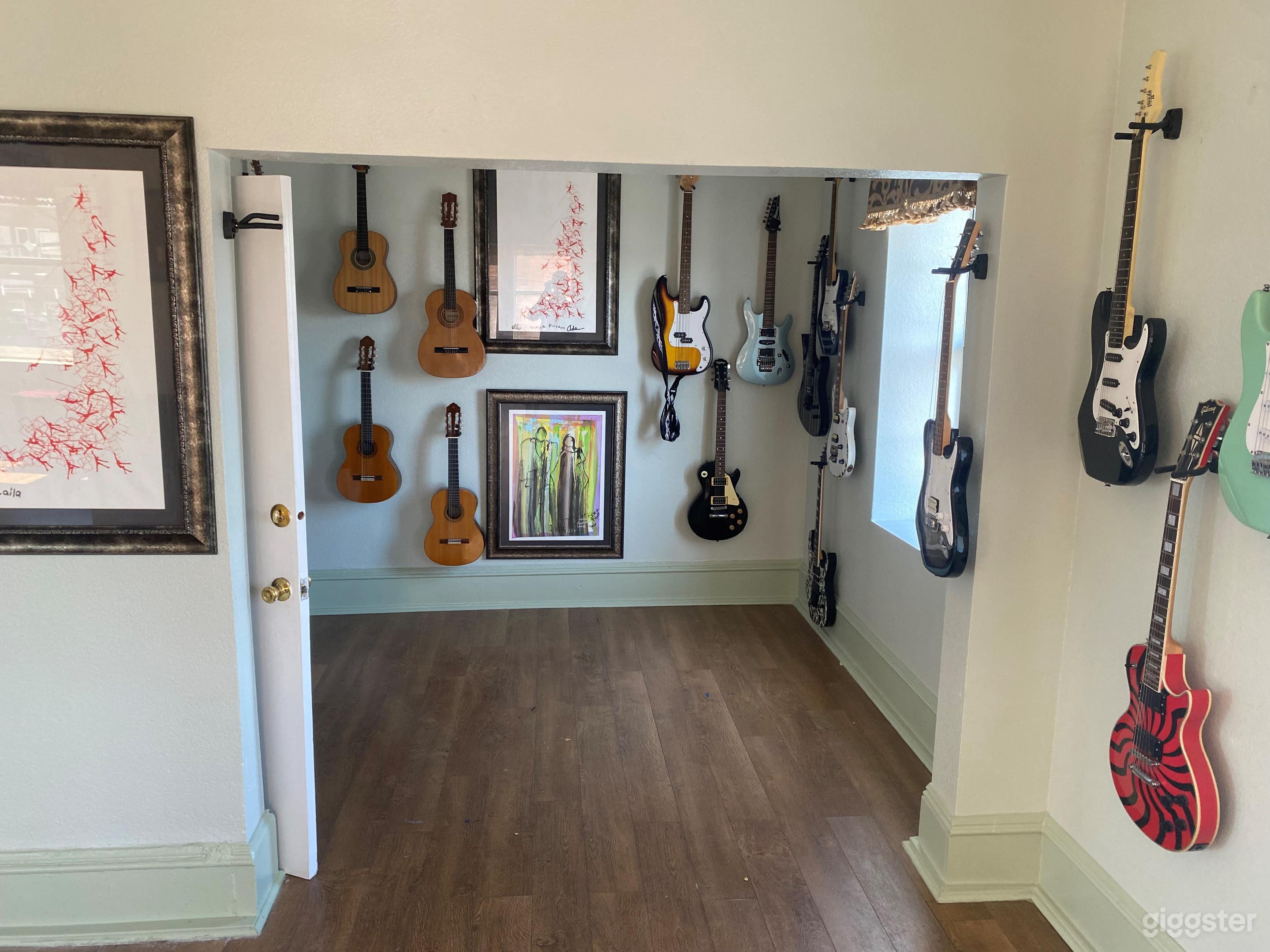 Versatile Multi-Purpose Room Photo 4