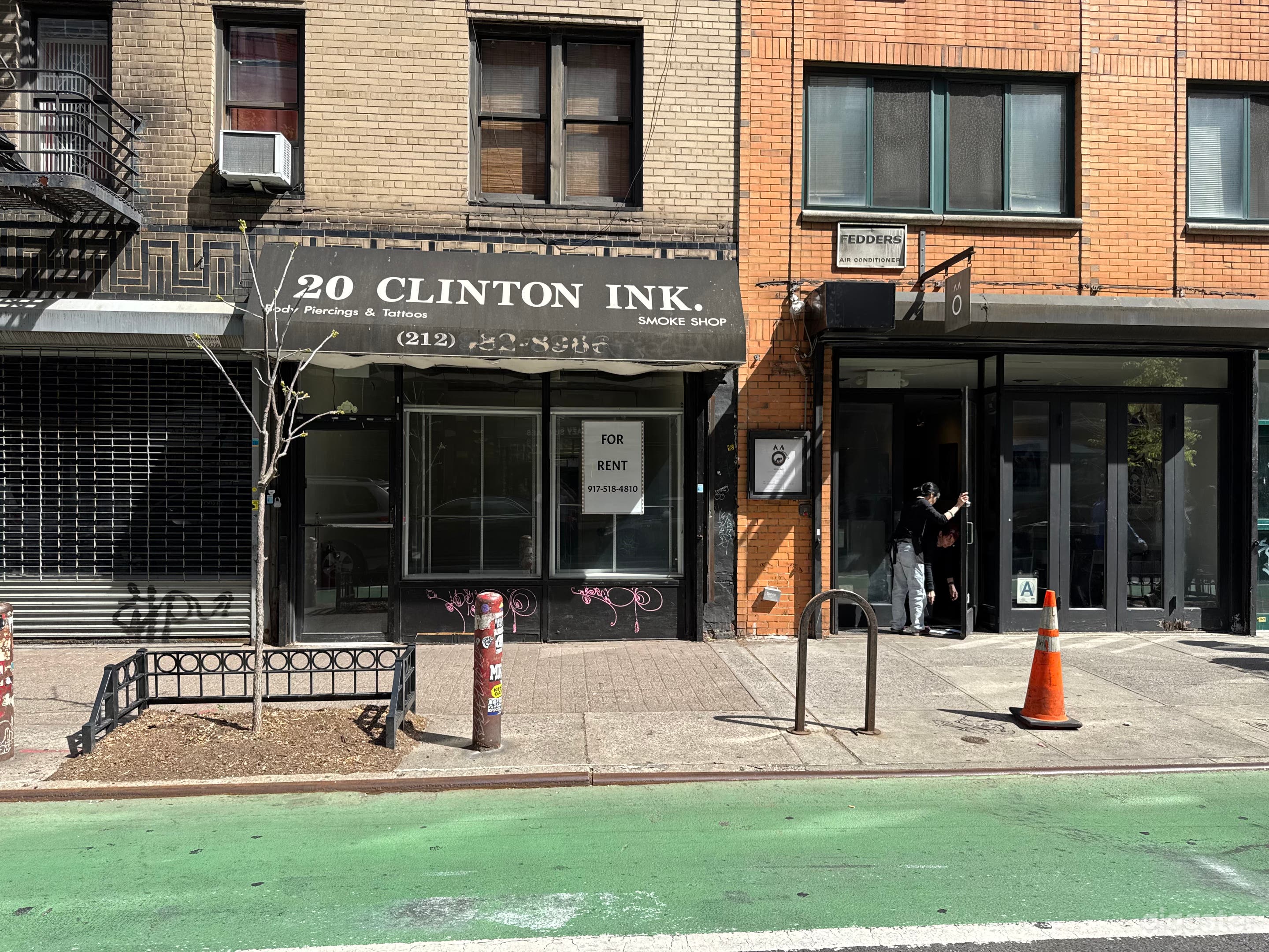 Charming Street Retail on the Lower East side.  Photo 2