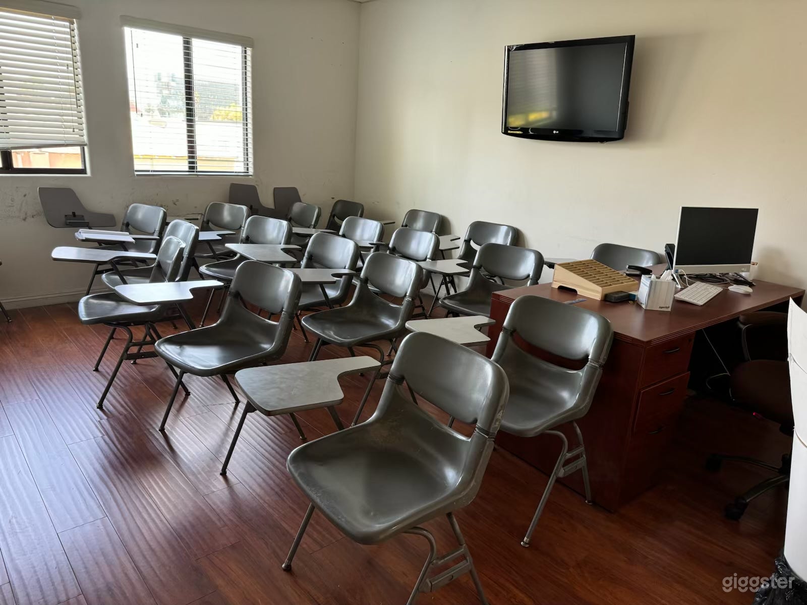 Multiple classrooms Photo 1