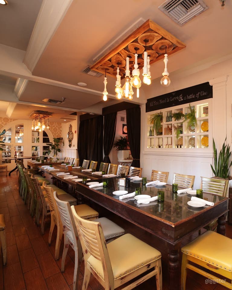  The Front Private Room 