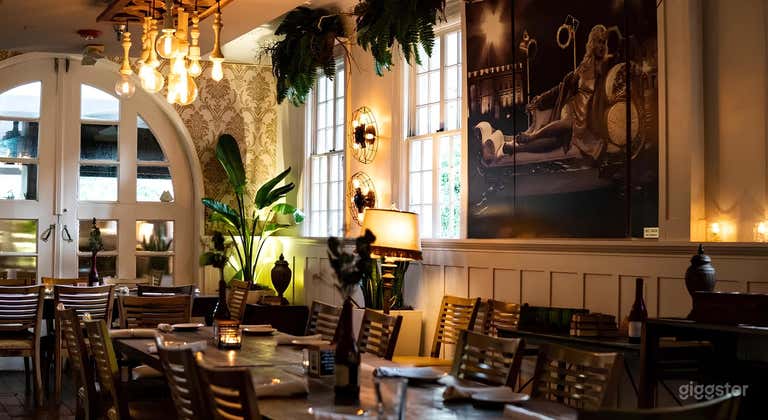  The Front Private Room 