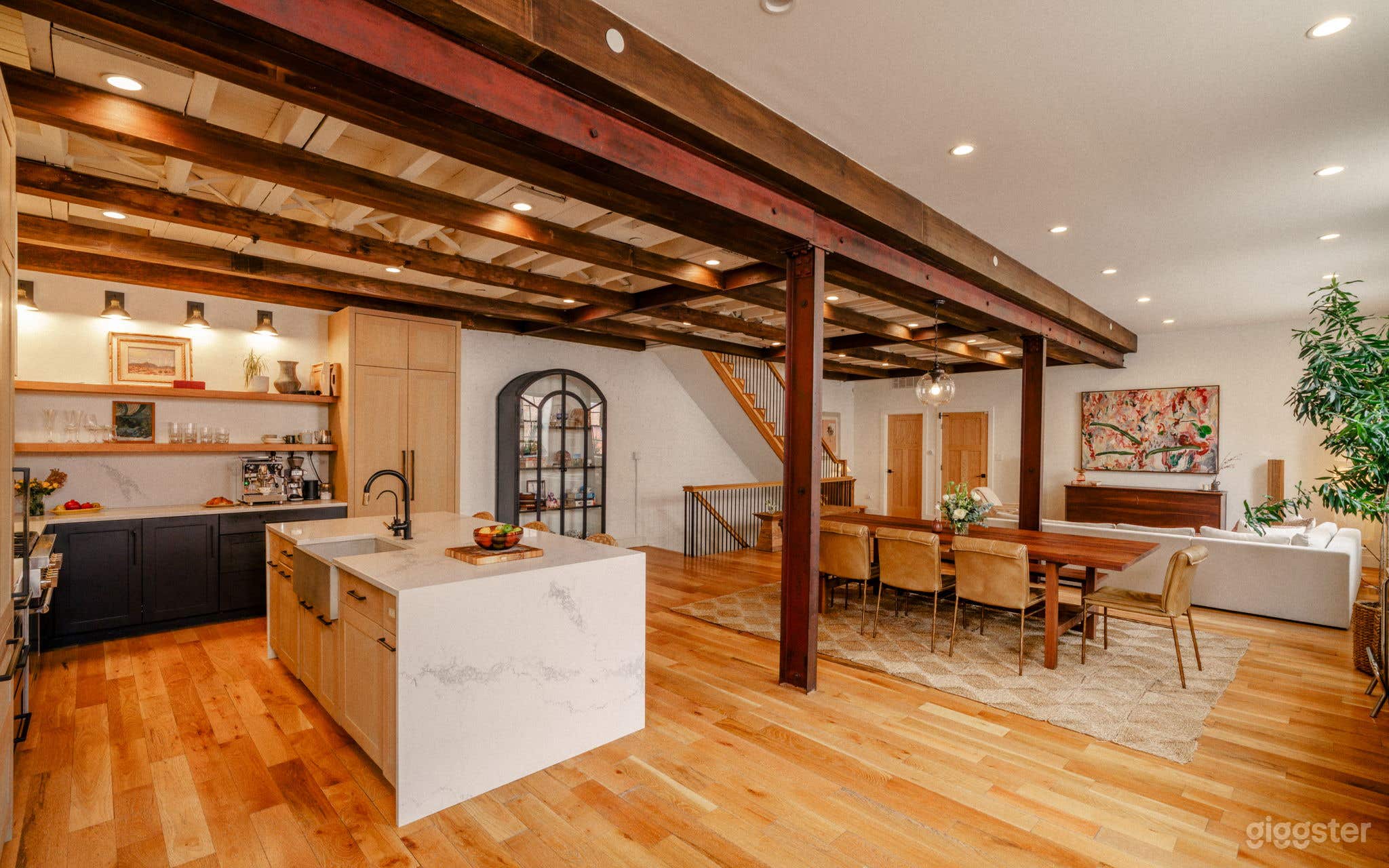 Old City Carriage House Photo 4