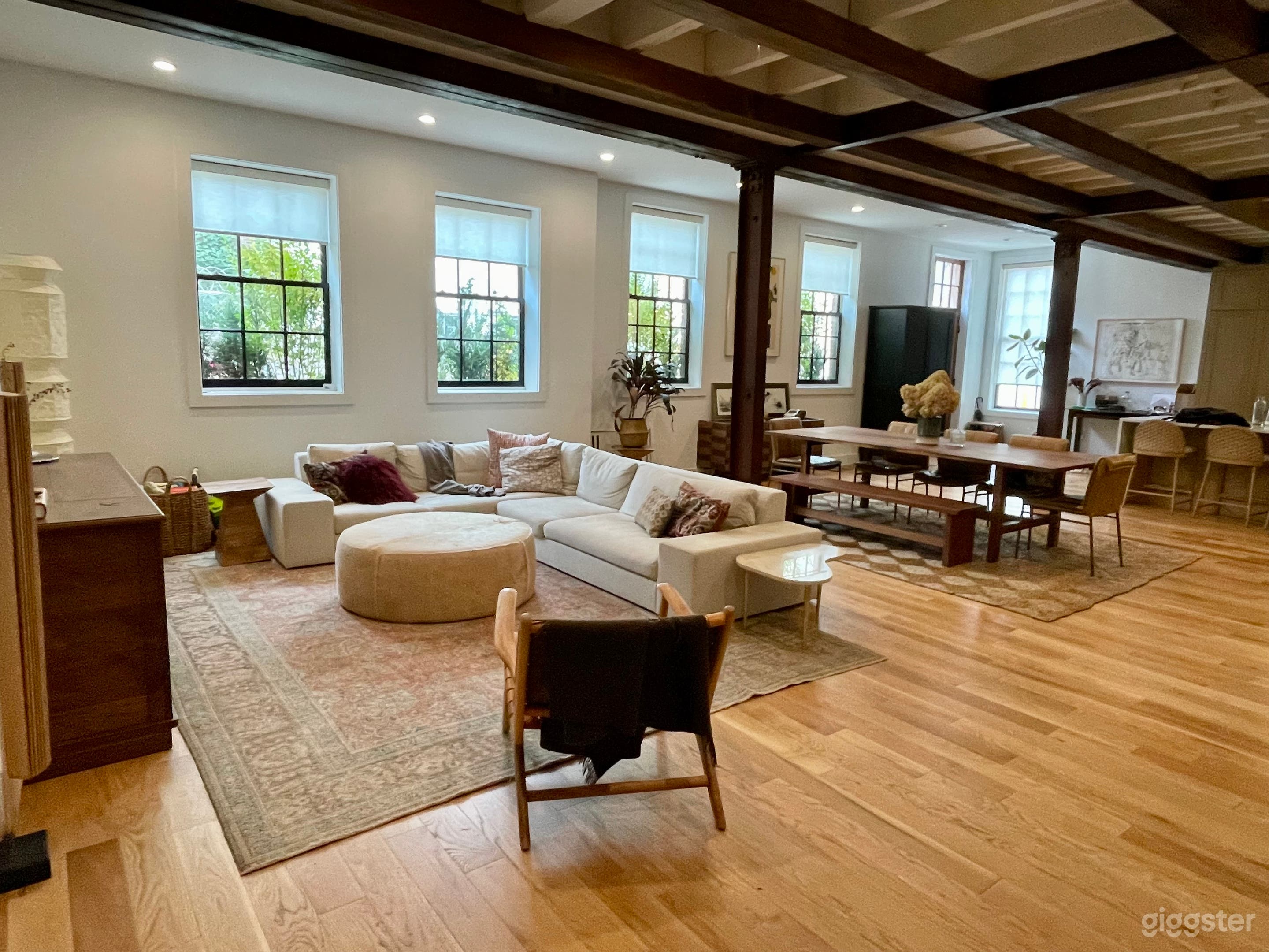 Open format, 1100 SF main fl