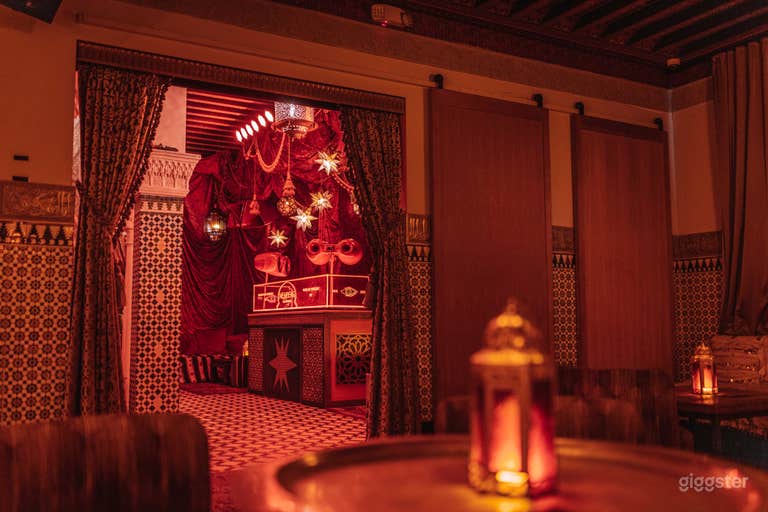  Traditional Moroccan Decor Restaurant & Club 