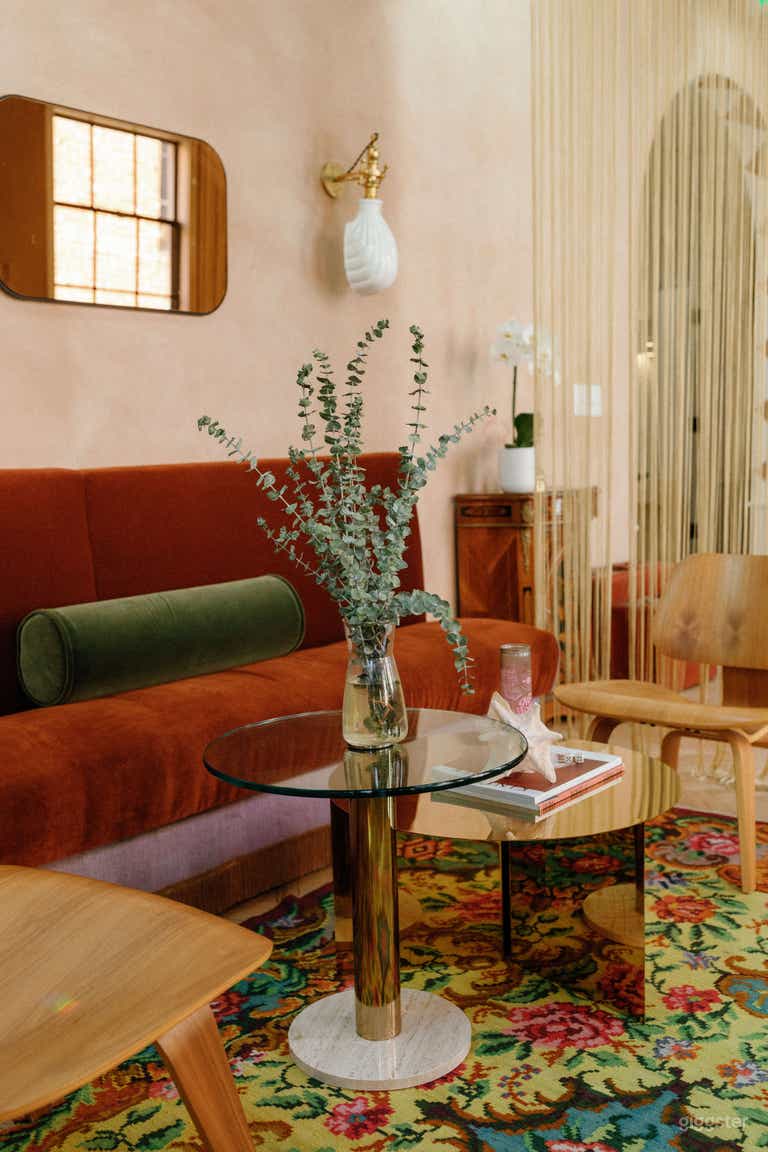  Luxe Loft Retreat in Kansas City 