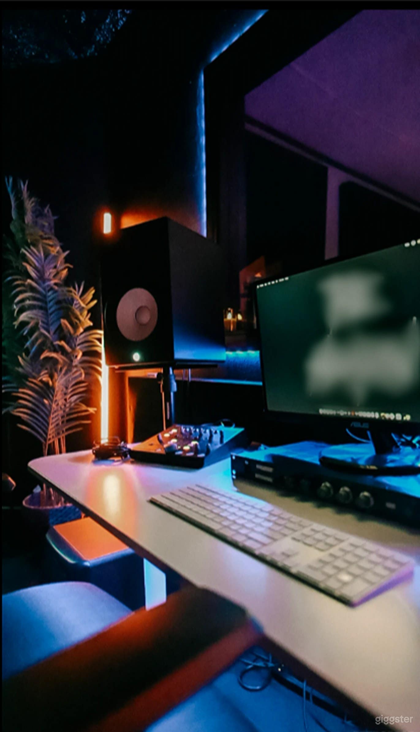 Industry-Ready Recording Suite Photo 4