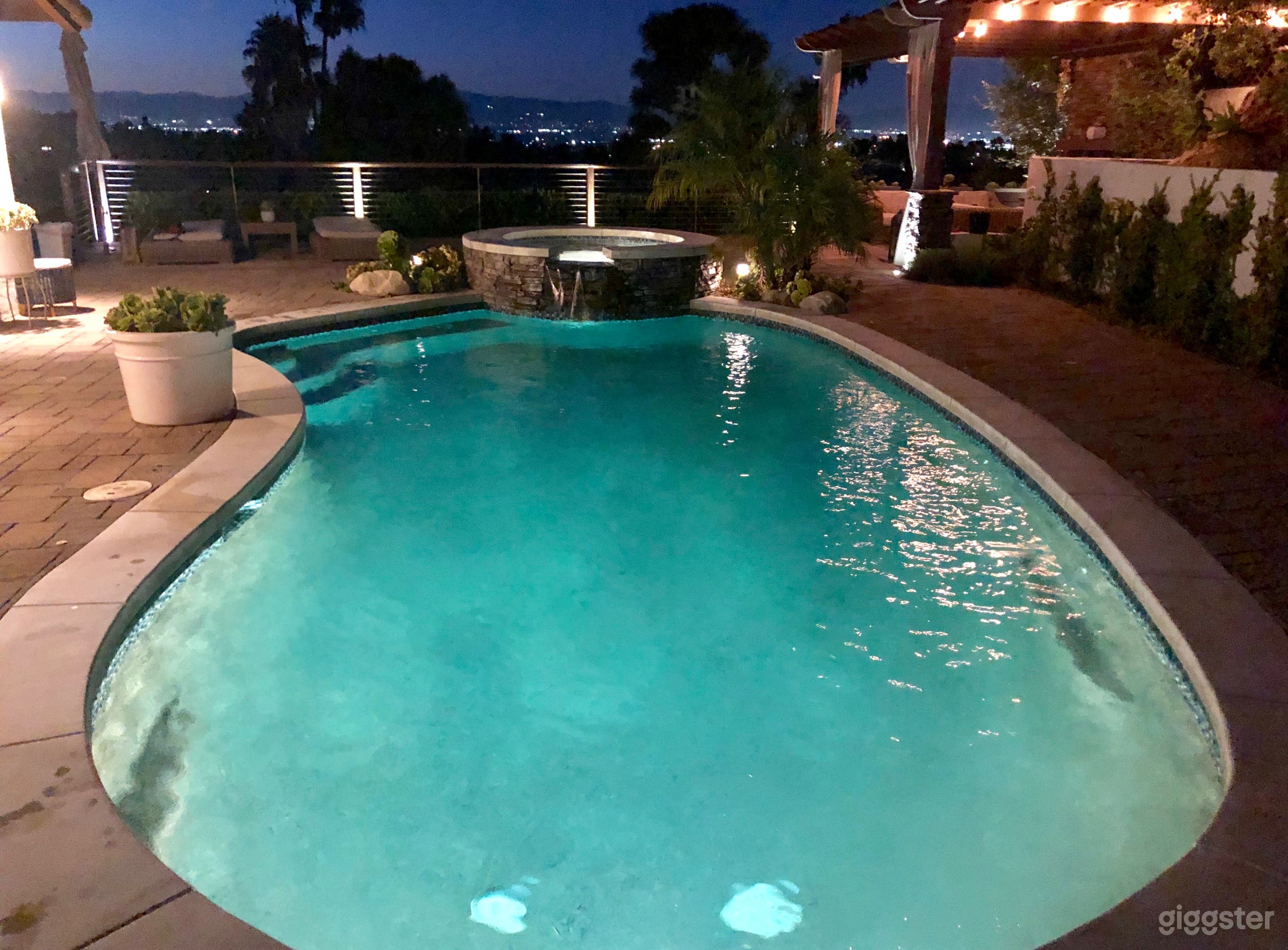 Dream Home On The Hills with Spectacular Views  Photo 1