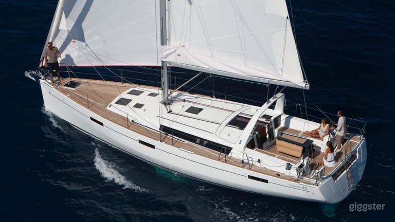  Beneteau Oceanis 45 Under Sail 