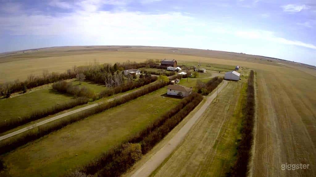 Private Rustic Rural Location With Lots of Space Photo 2