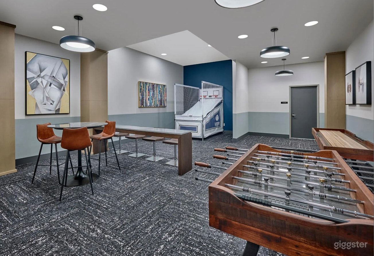 Balcony Apartment w/ Amenities  Photo 4