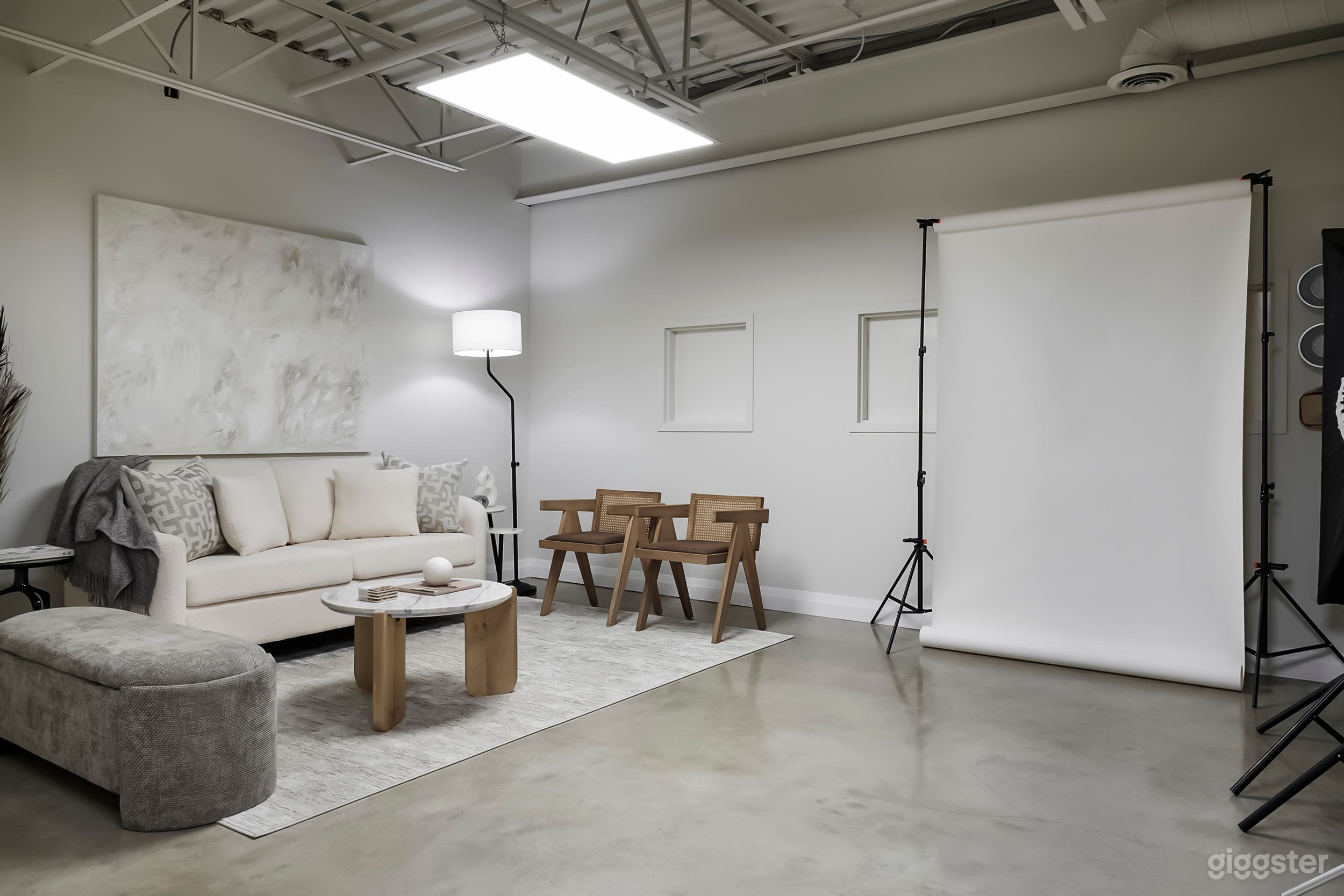 Creative Studio Space in Orangeville Photo 1