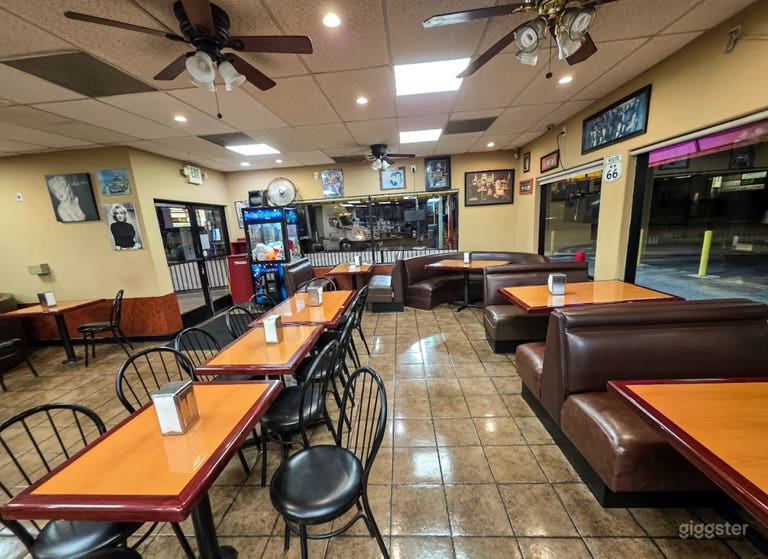  Diner clásico de LA con cabinas retro, cocina completa 