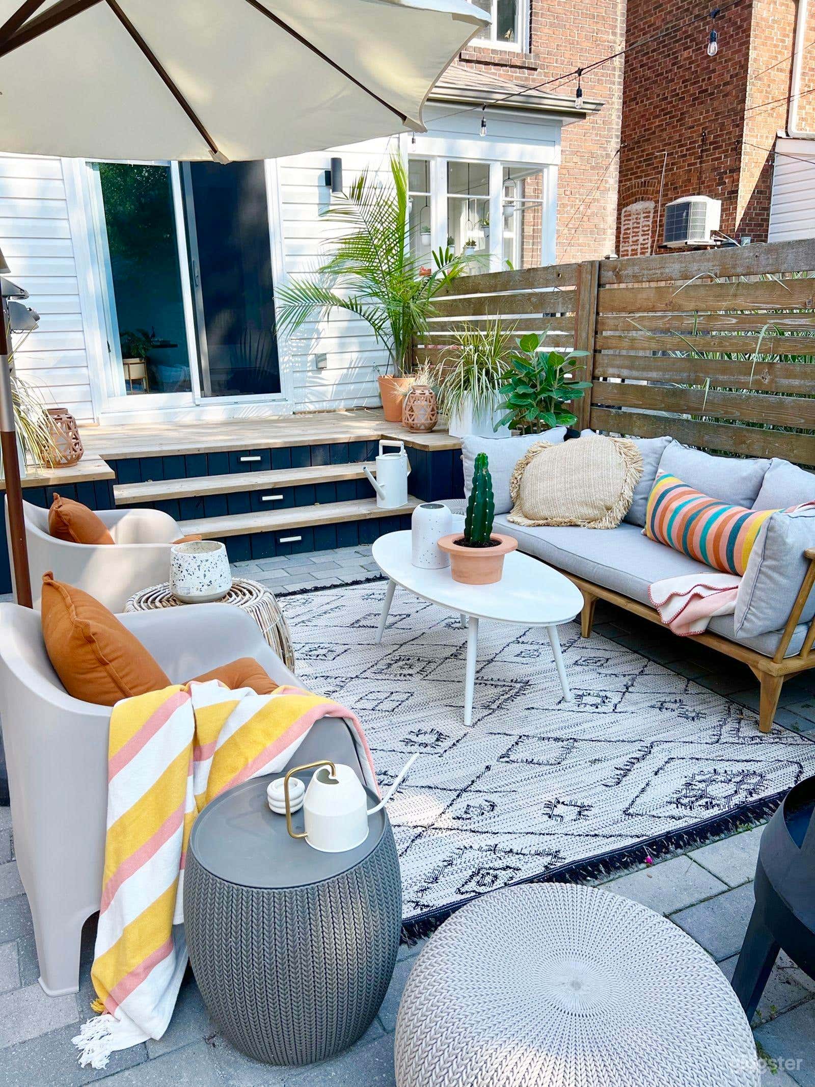 Modern Leslieville Backyard with Warm Minimalist Charm Photo 3