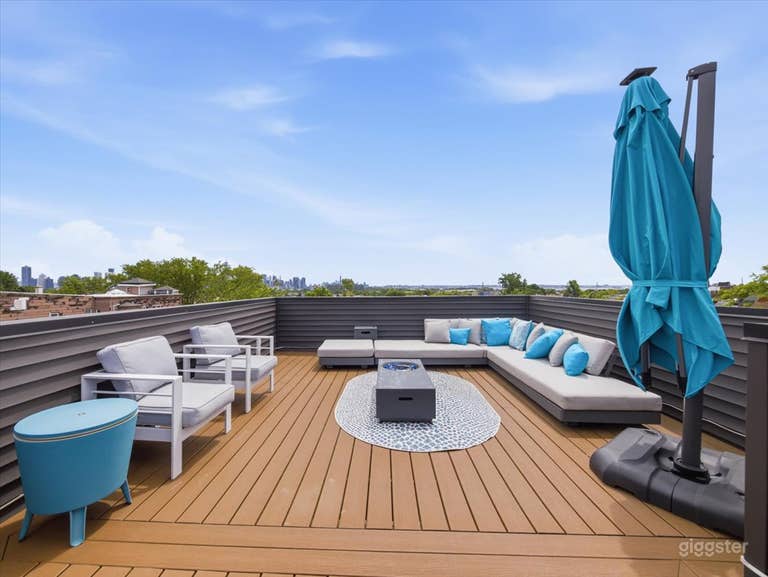  Rooftop Film Location with NYC Skyline Views | Jersey City 