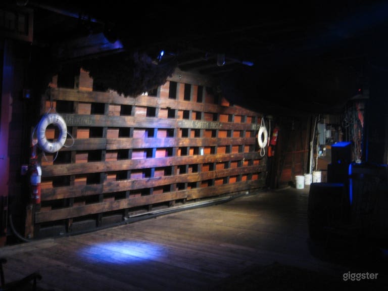  Lehigh Valley Covered Railroad Barge 