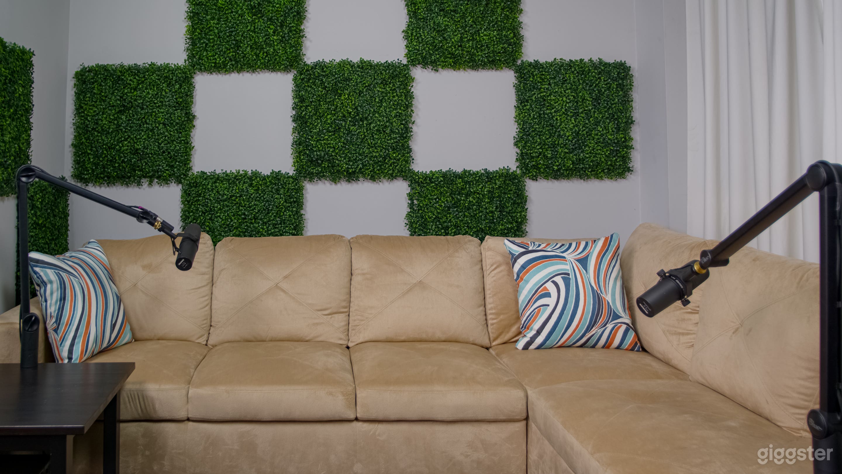 Flexible Podcast Studio/Add-On Services Available! Photo 3