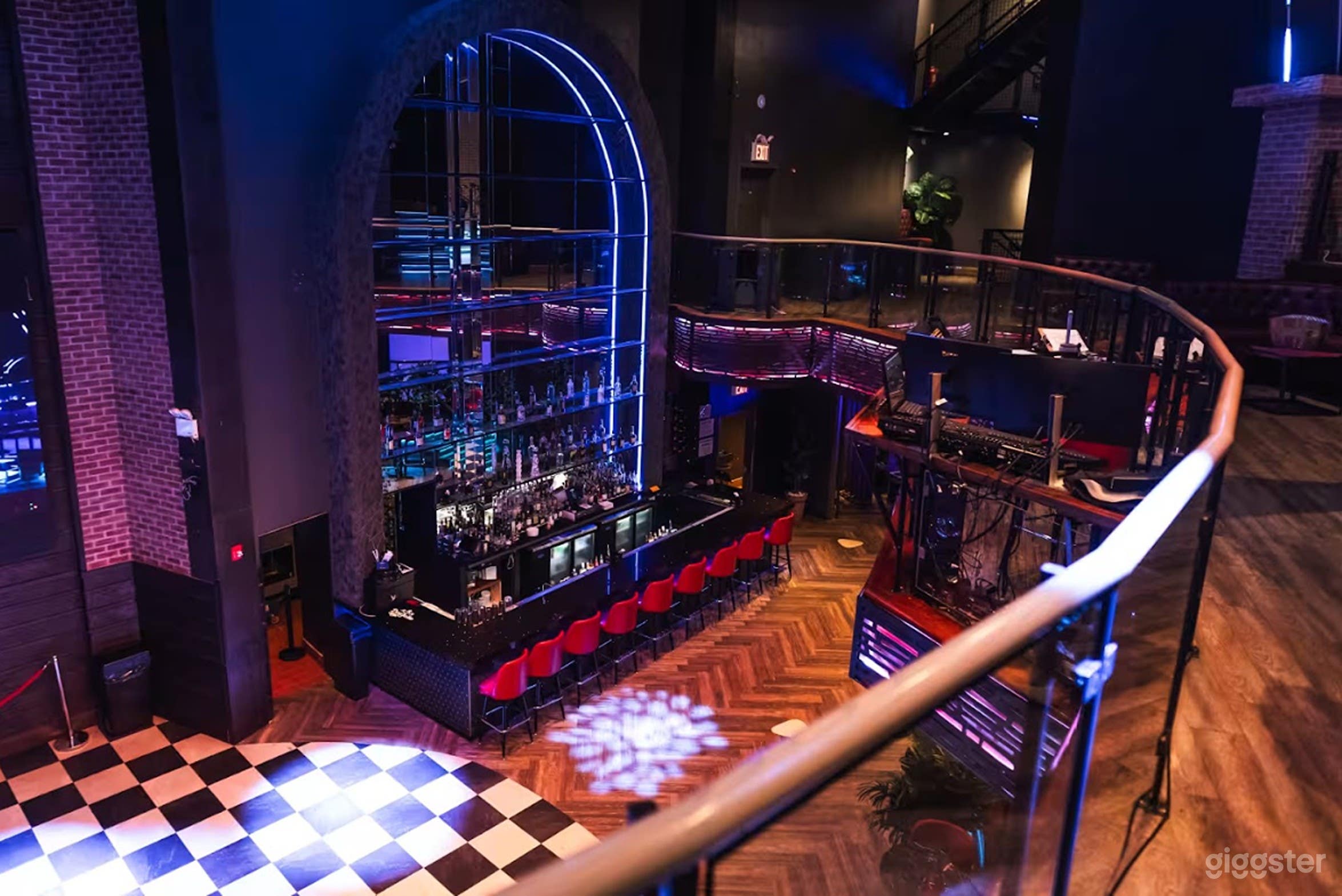 Elegant Main Floor with Central Bar, Dance Floor & Stage Photo 4