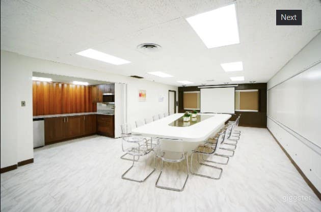 Boardroom w/ Kitchen-NEAR O’Hare Photo 1