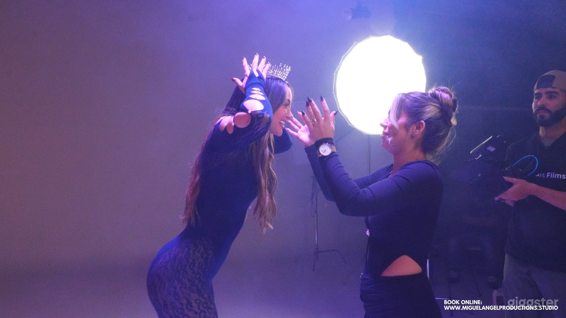 Best Photo/Film Studio The Largest Infinite Cyc Set in Miami Photo 4