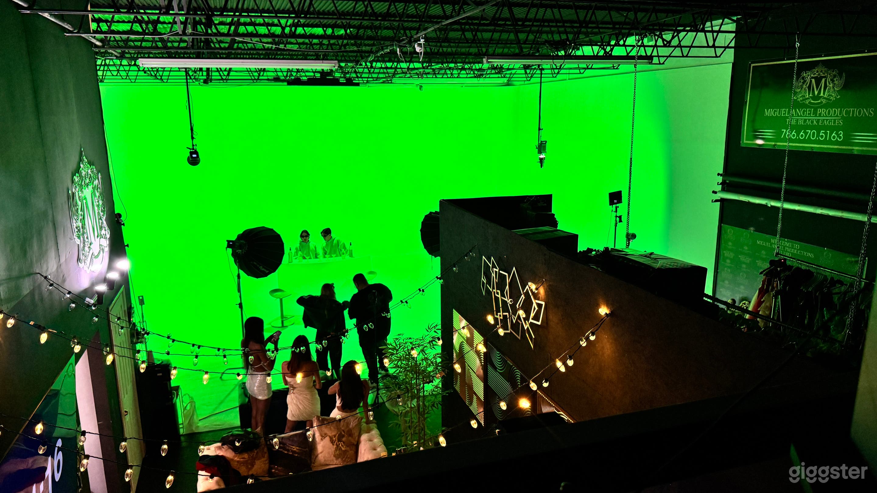 Best Photo/Film Studio The Largest Infinite Cyc Set in Miami Photo 2