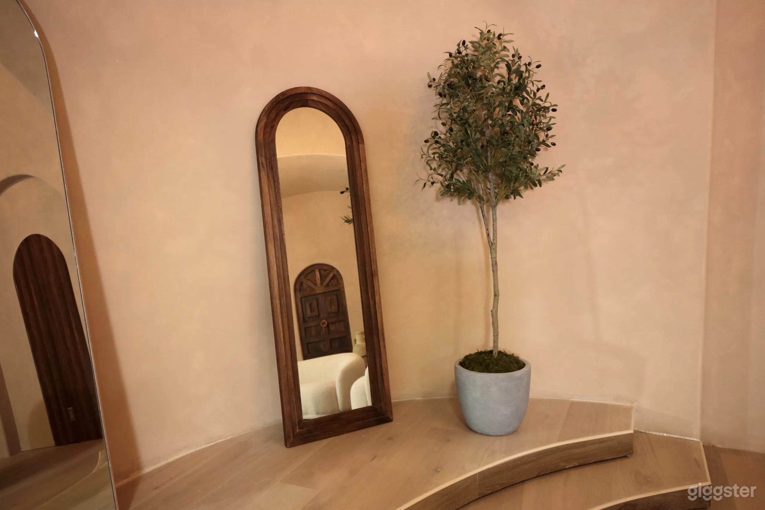 The Dome Room Photo 2