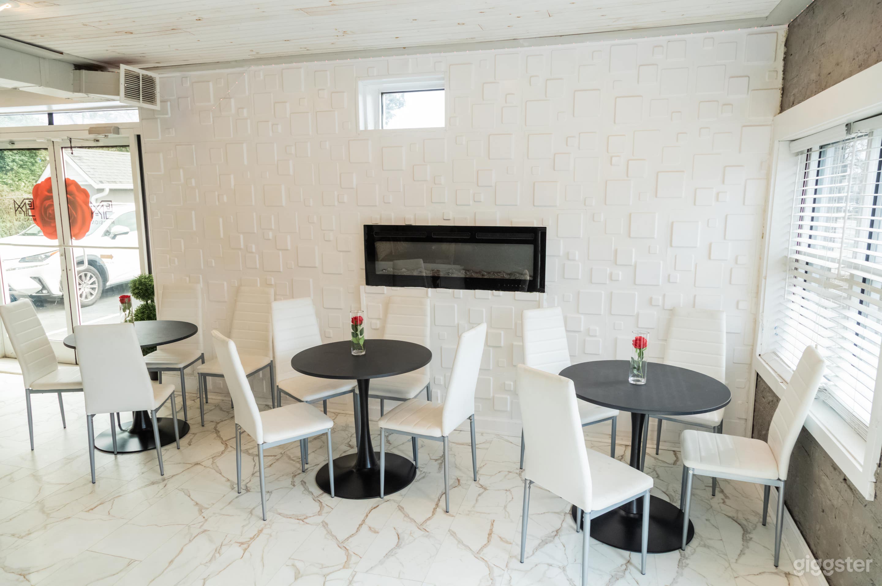 Elegant Intimate Venue for Events & Productions Photo 2