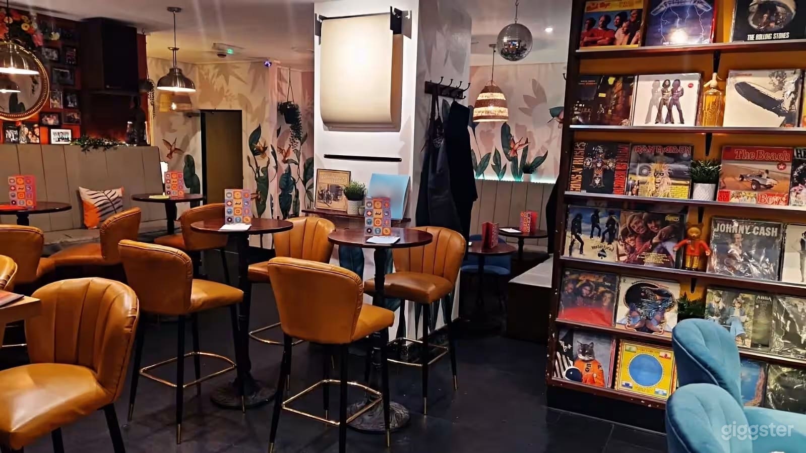 Full Venue Hire: Hidden Gem Cocktail Bar Photo 4