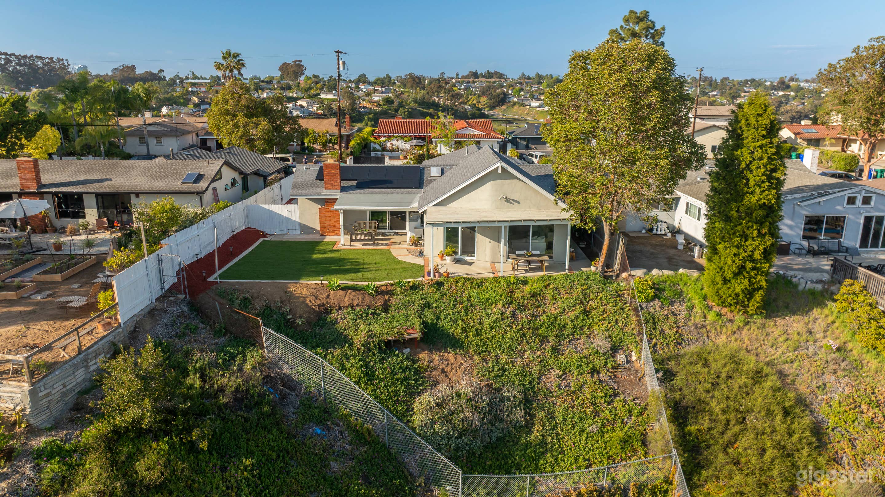 Backyard event space w/ Beautiful Canyon Views! Photo 3
