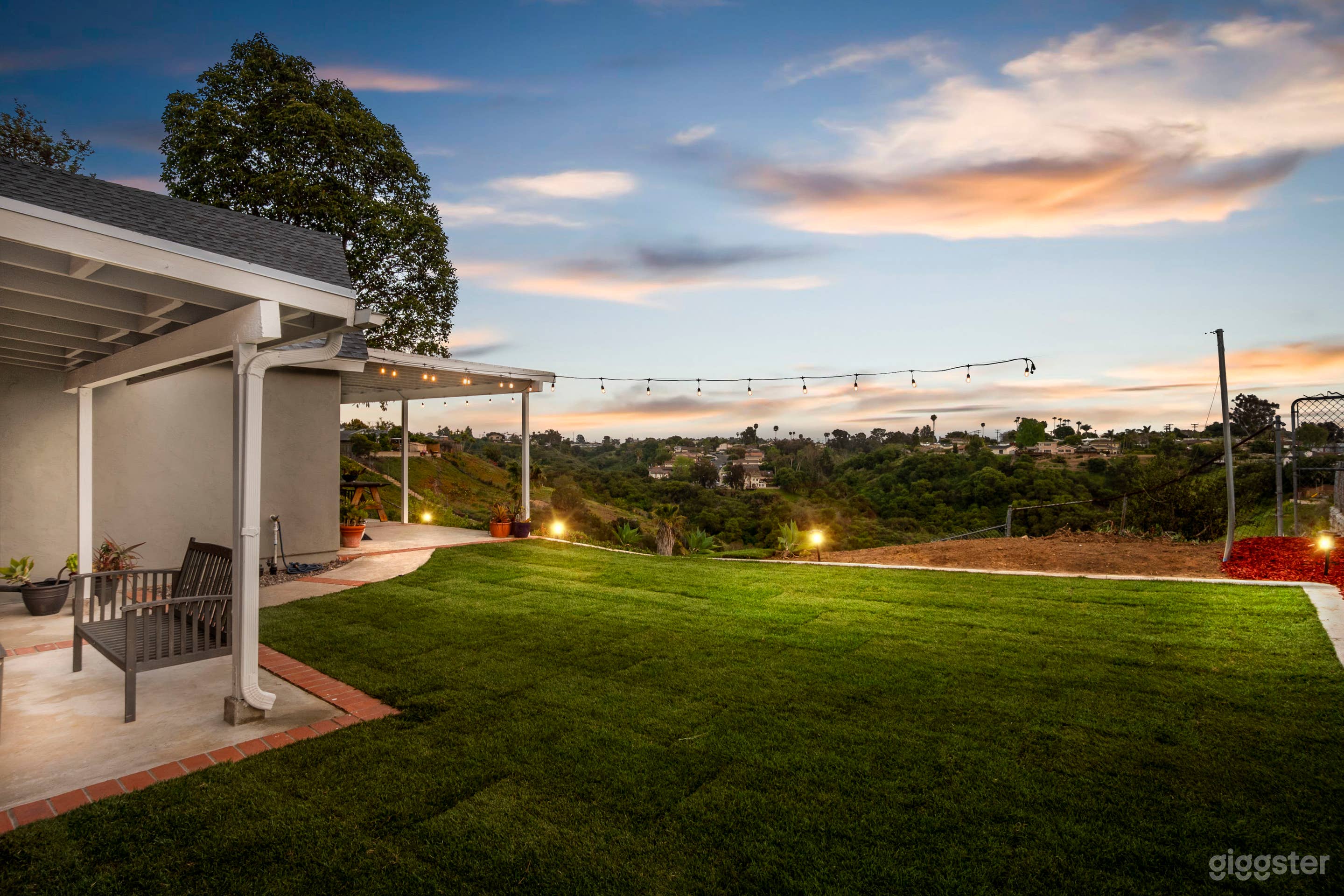 Backyard event space w/ Beautiful Canyon Views! Photo 1