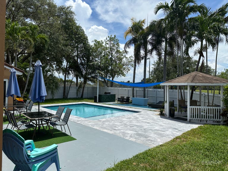  Maravilloso oasis con piscina climatizada de agua salada 
