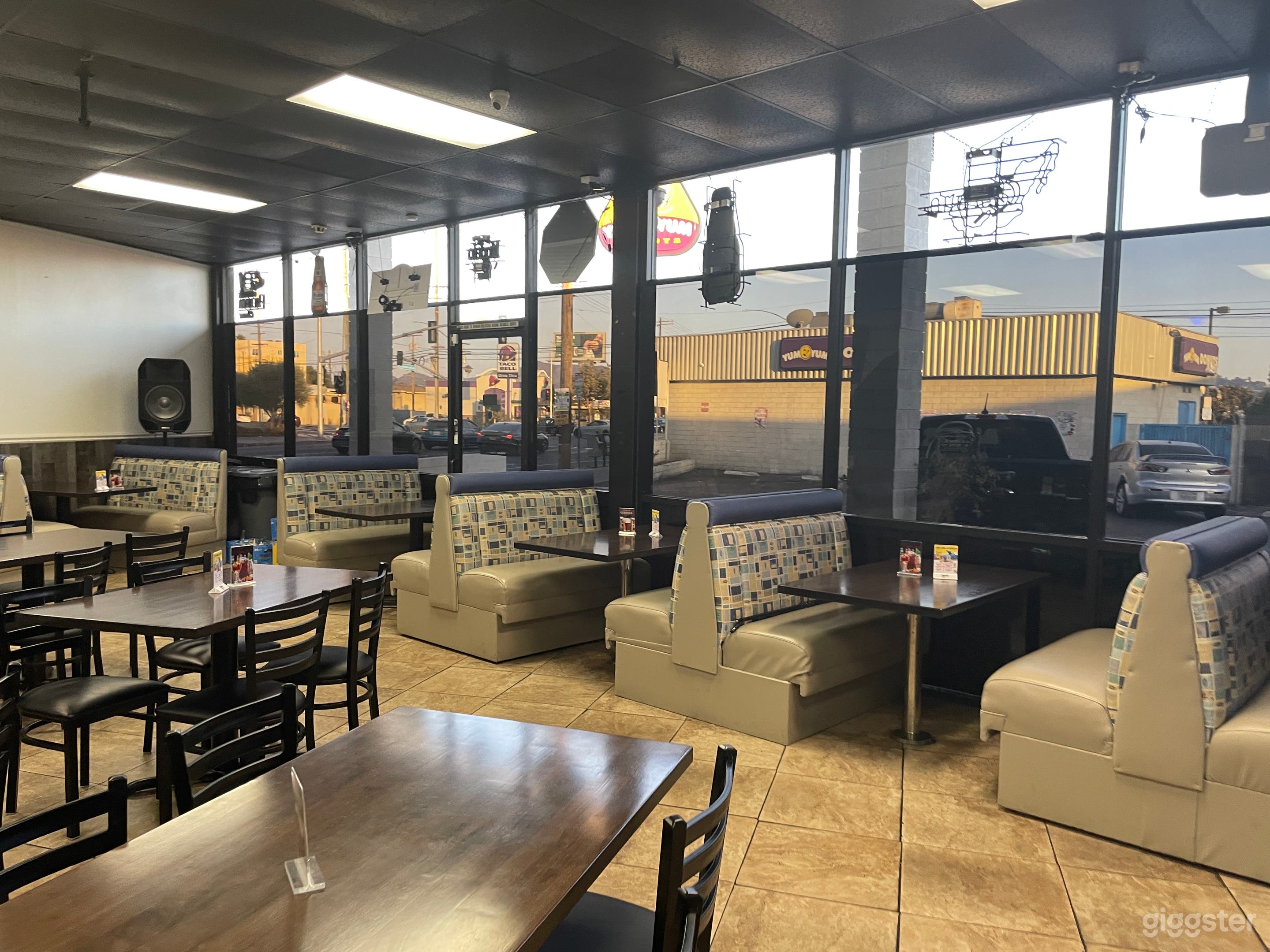 Restaurant with Bar Booth and Stage  Photo 2