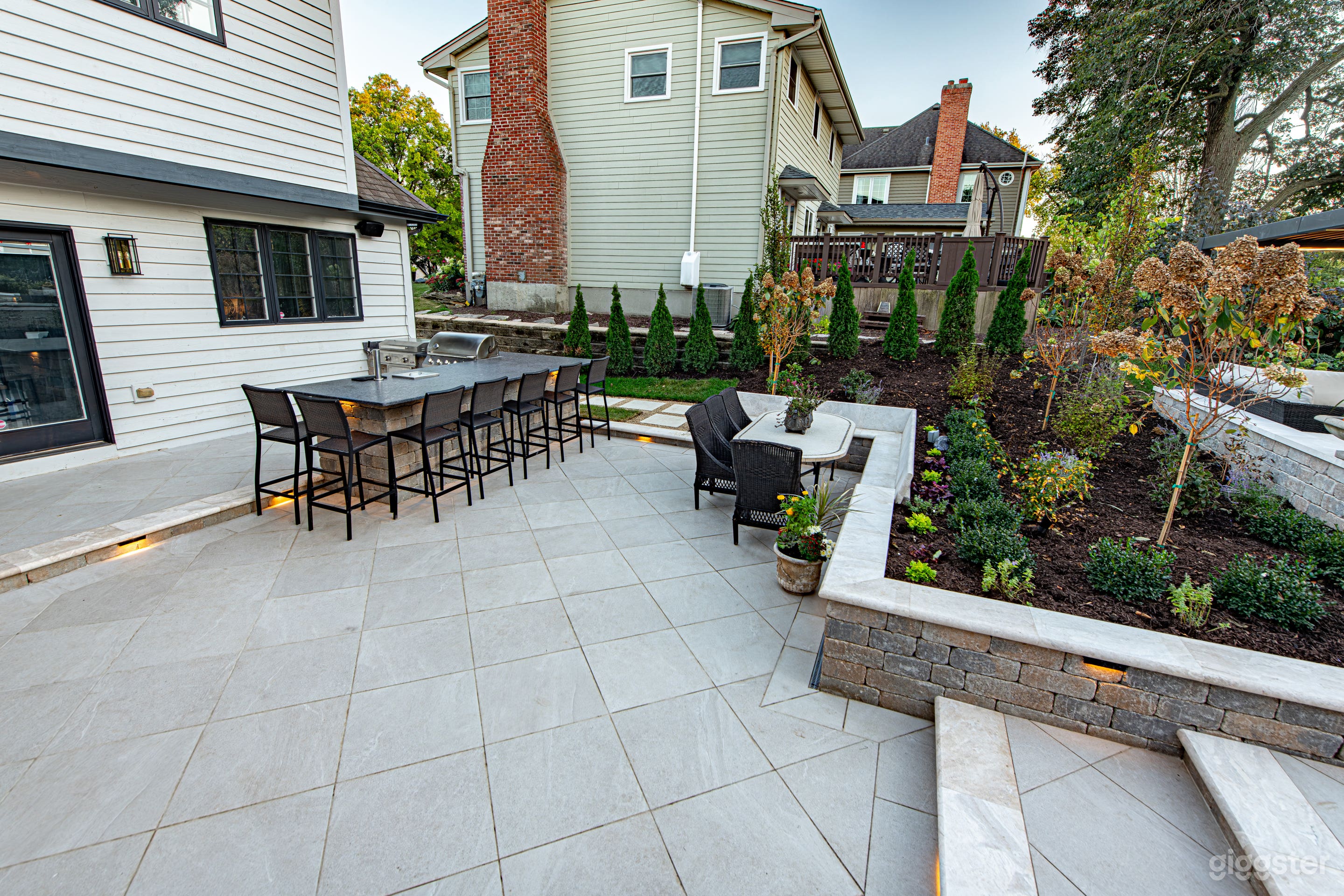 Backyard Oasis - Welcome to your resort at home. Photo 4