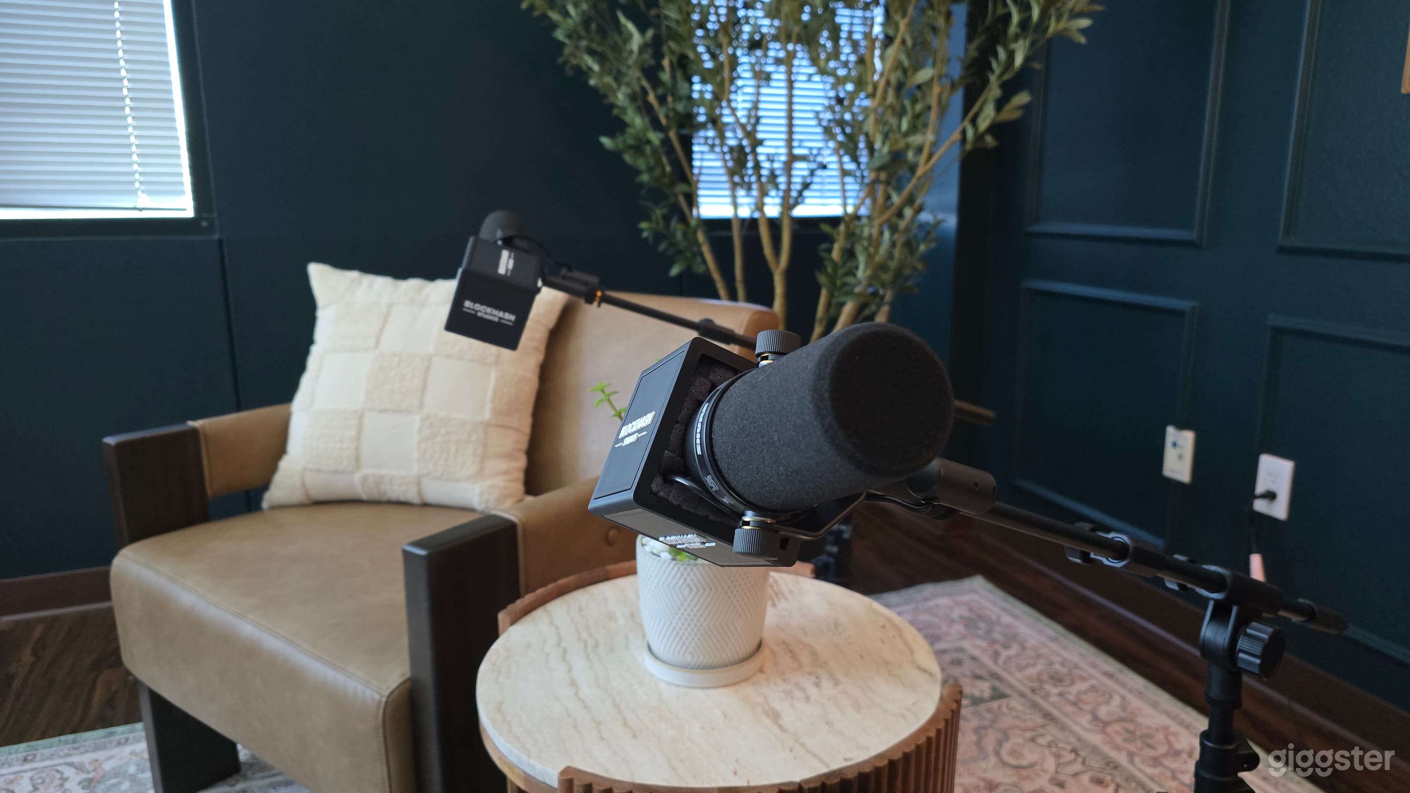 Professional Podcast & Content Creation Studio in Las Vegas Photo 3