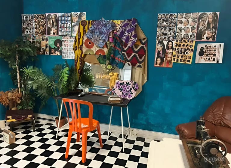  Cyclo / Salon Vintage /Hangar /Chambre rouge /Coiffeur affro 