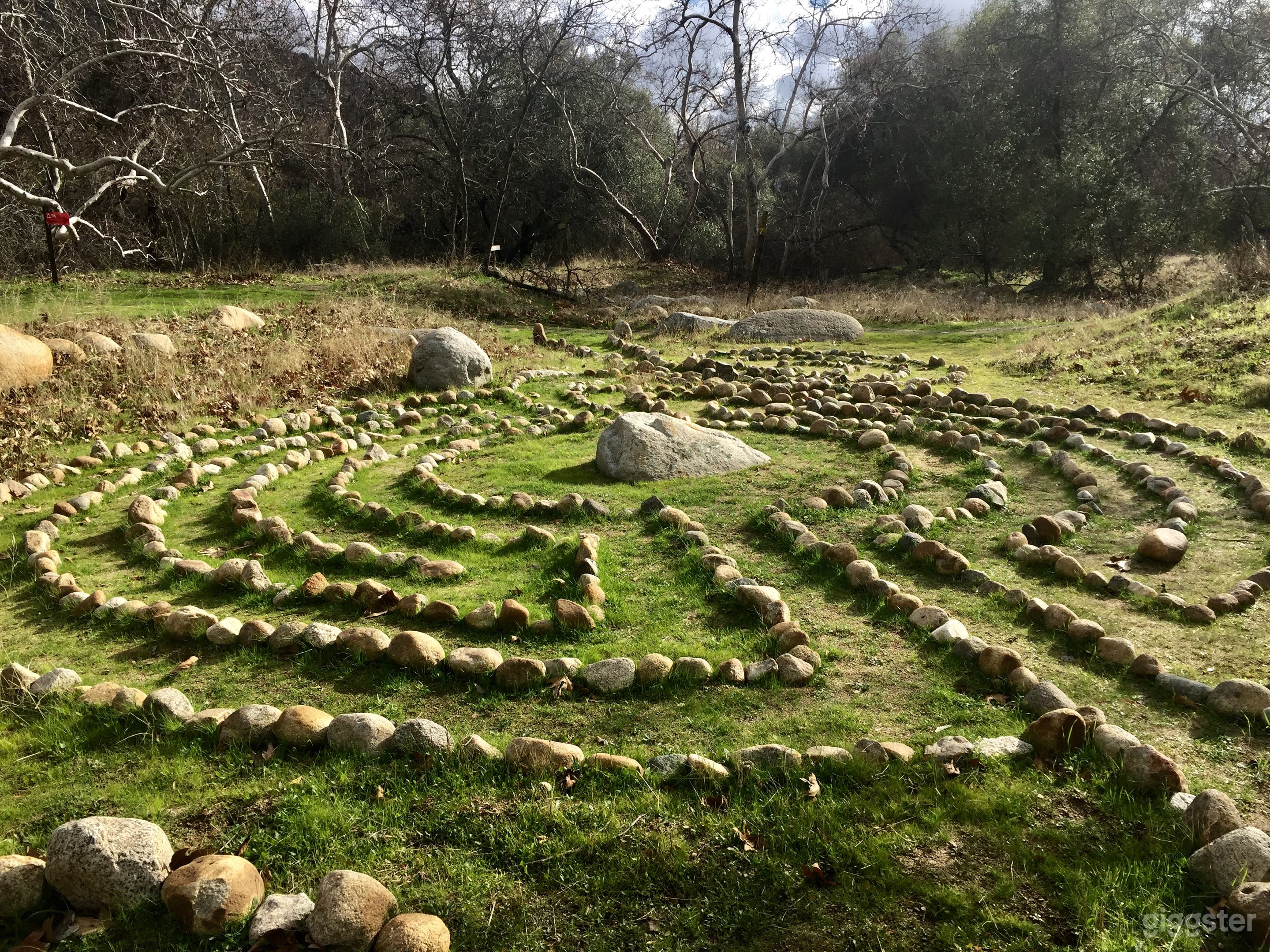 Scenic 722 acre ranch on the river. Photo 2