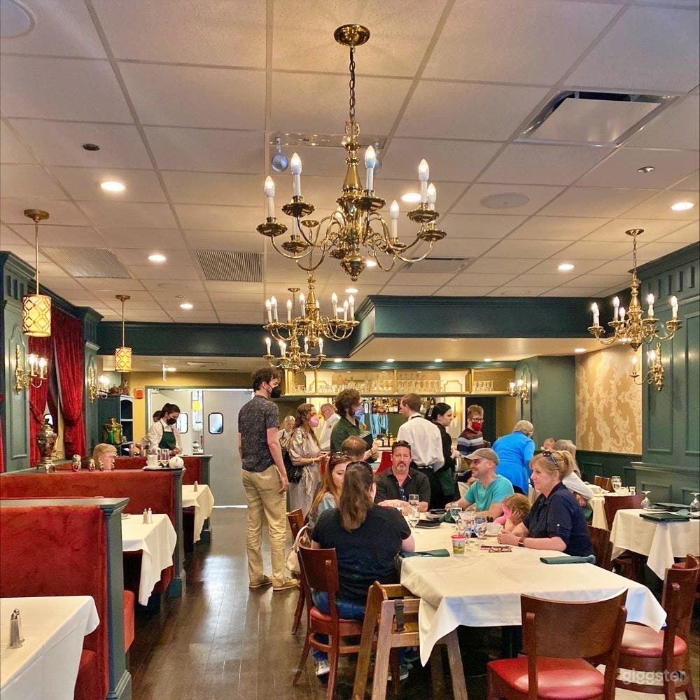 Upscale Restaurant with Private Rooms (Buyout) Photo 4