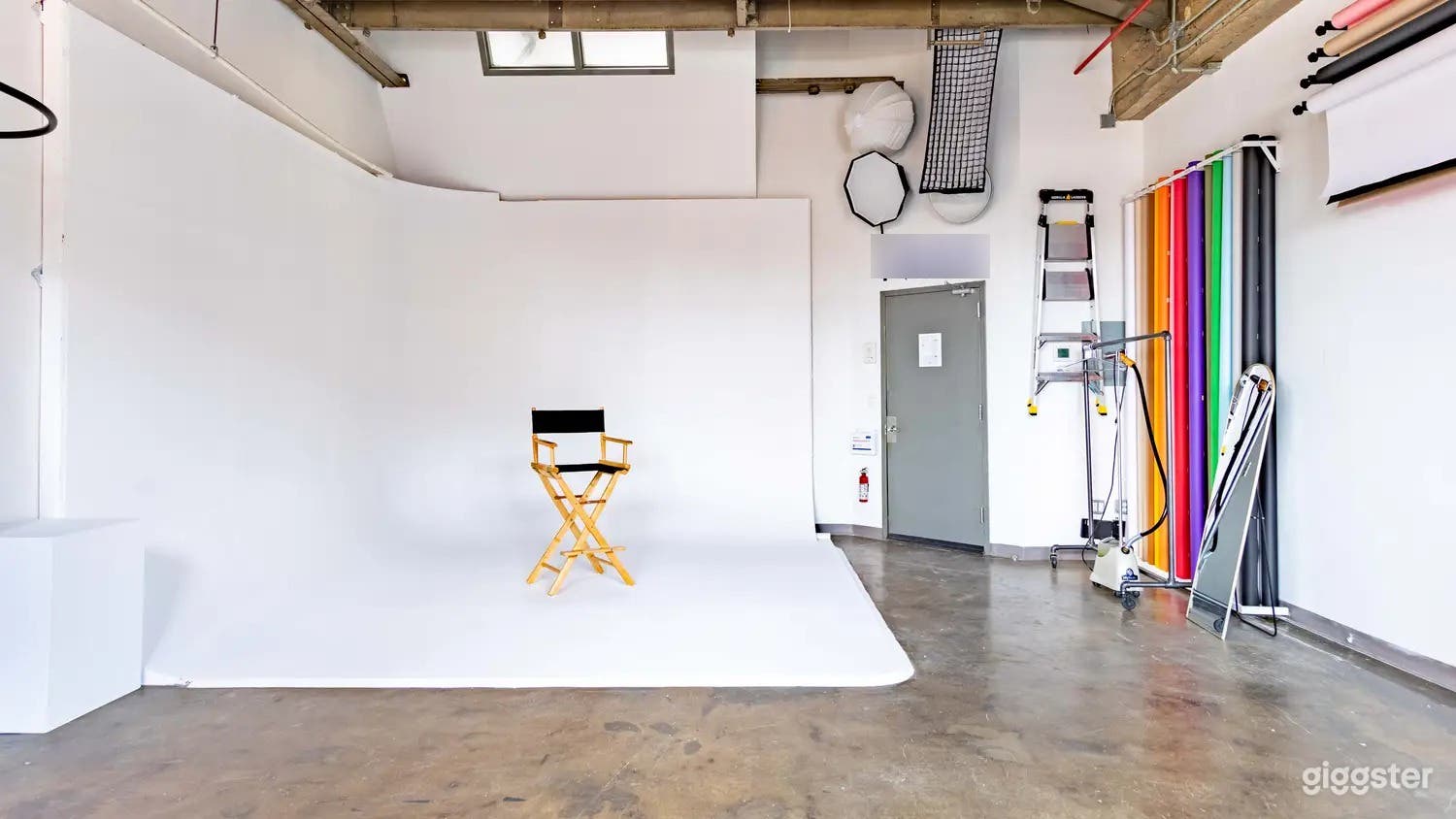 Cyc Wall Loft Photo Studio w/Equipment Included Photo 1