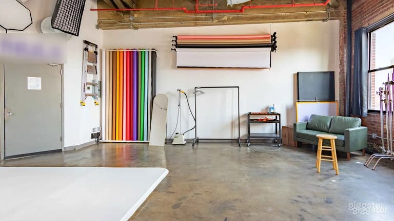  Estudio fotográfico Cyc Wall Loft con equipo incluido 