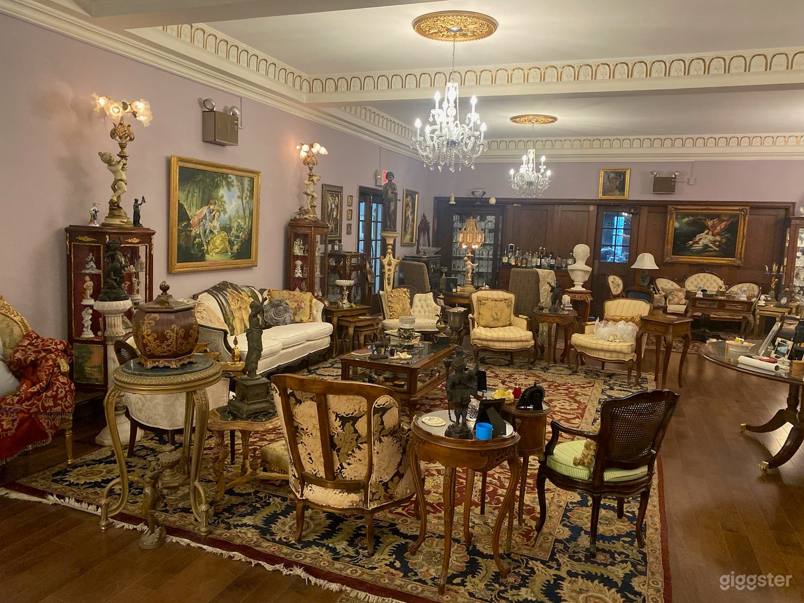 The Grand Salon Photo 1