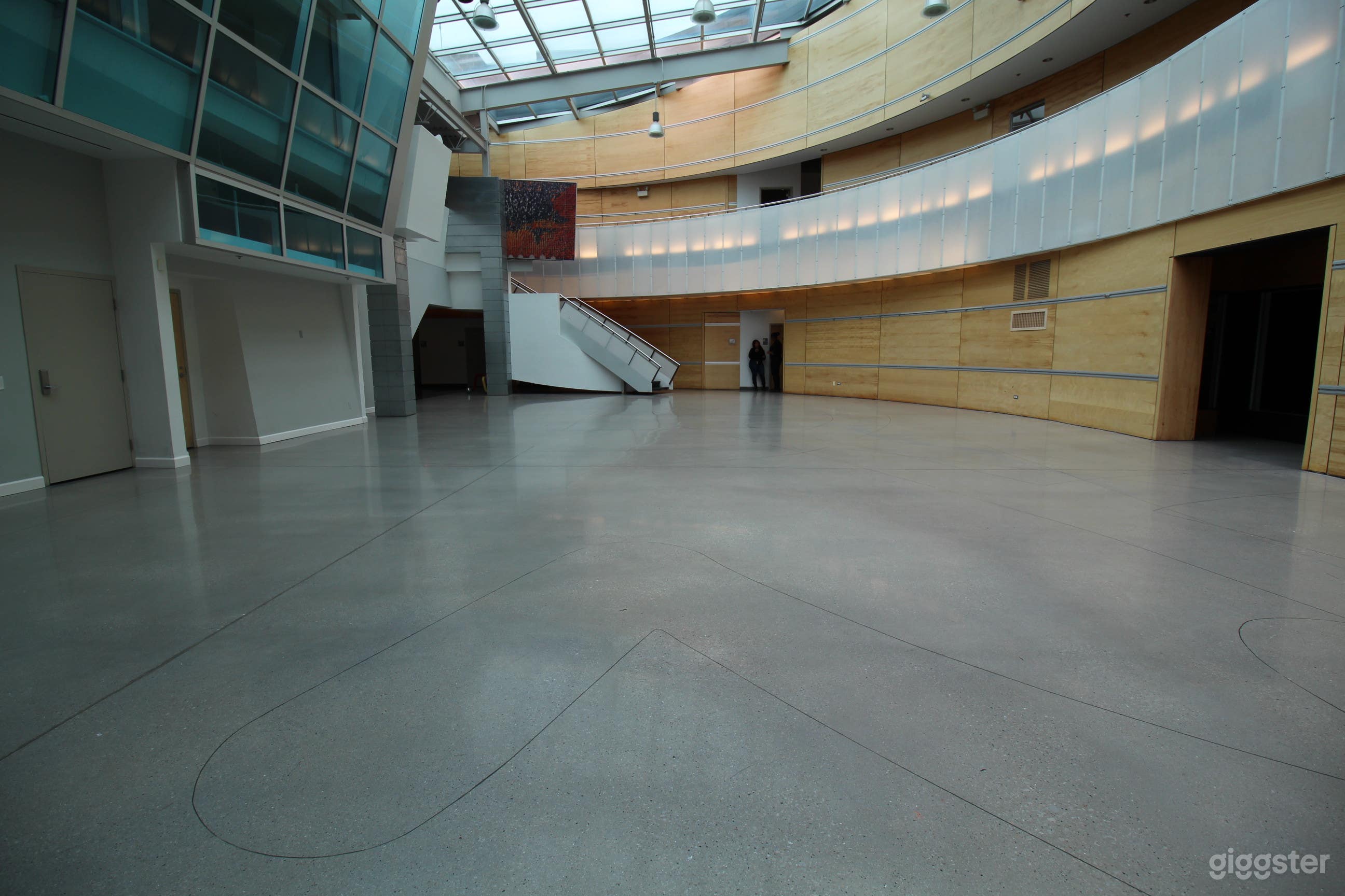 The Atrium - Elegant Skylit Event Space in Chicago Photo 2