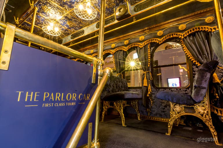  Entrance to the past 