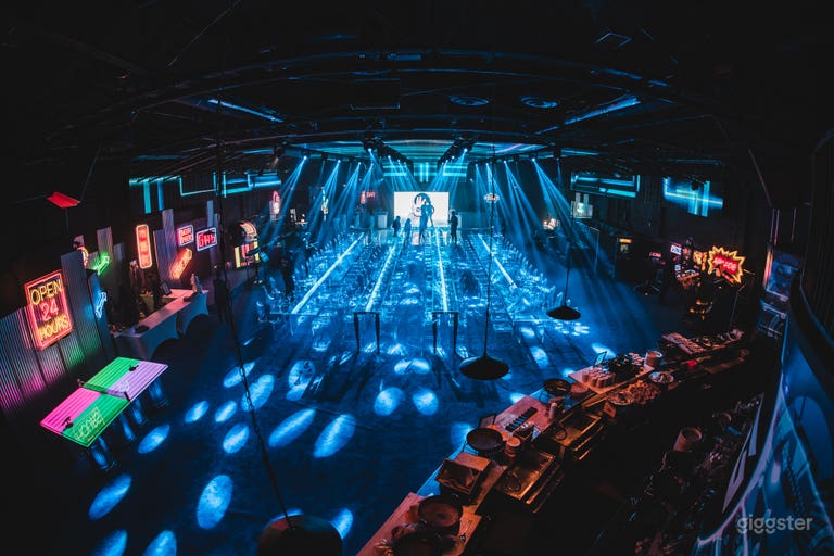  Immersive Event Space with LED Ceiling 