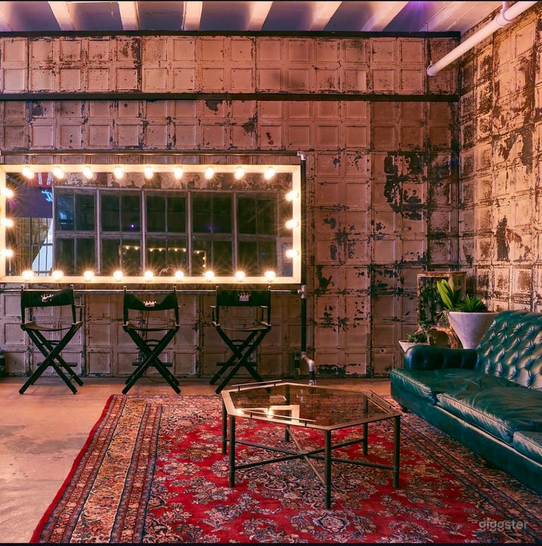  MULTIPLE DRESSING/BOH/GREEN ROOM SPACES 