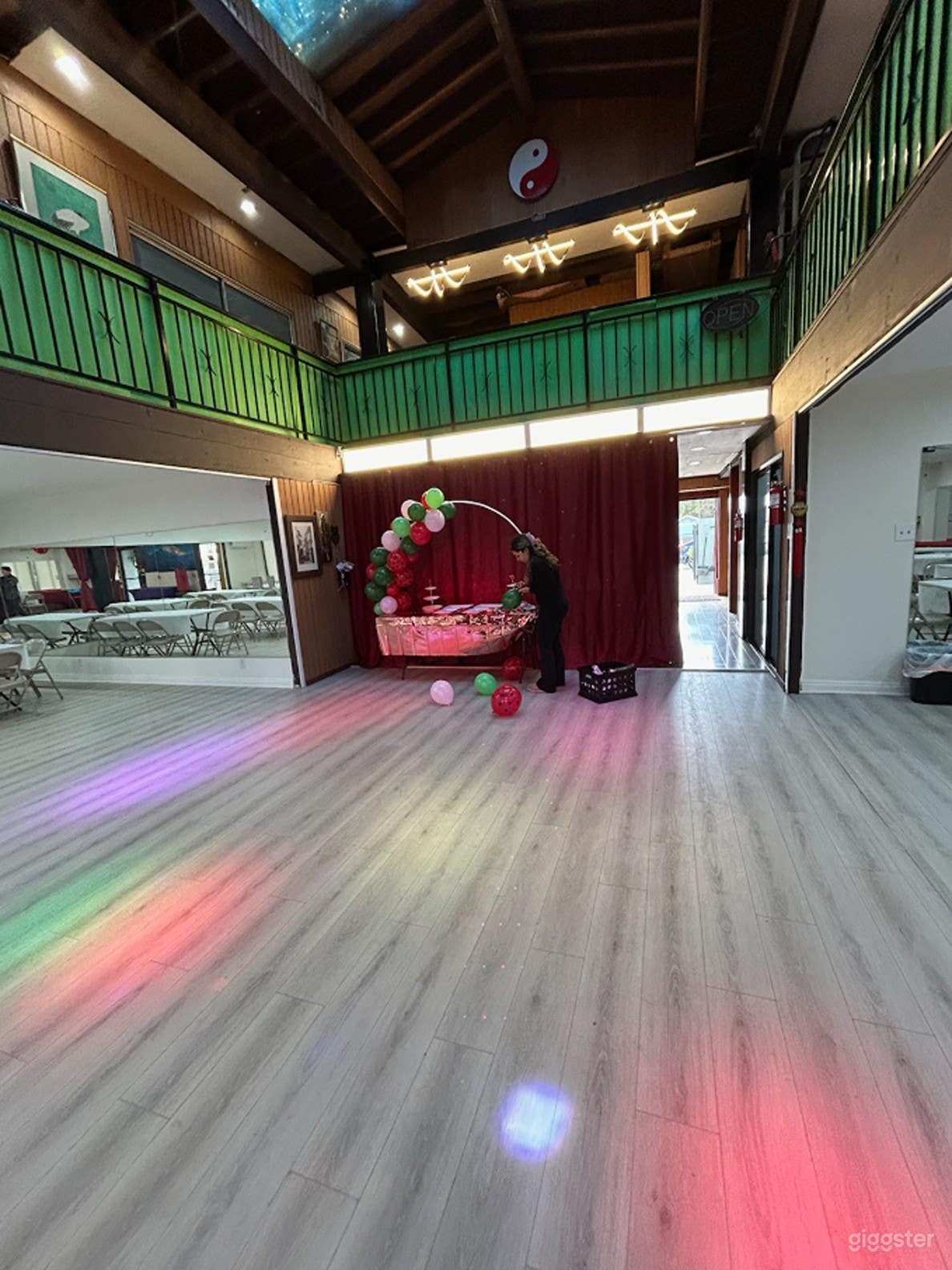 Spacious 1st Floor Dance Studio  Photo 3