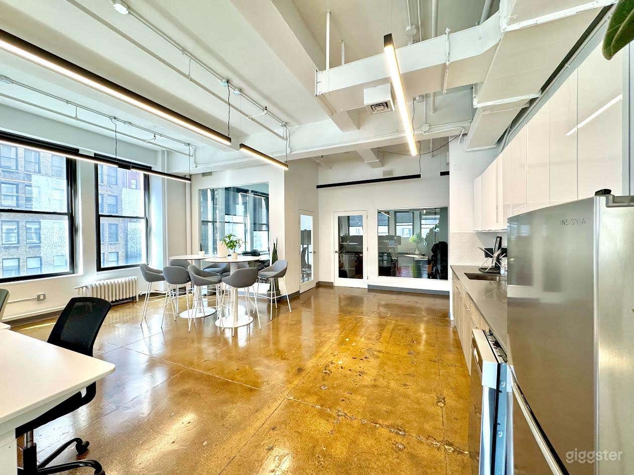 Full 2nd Floor Event Space in Manhattan Photo 1